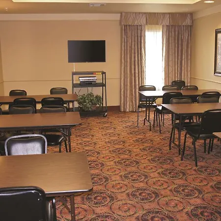 La Quinta By Wyndham Fredericksburg 