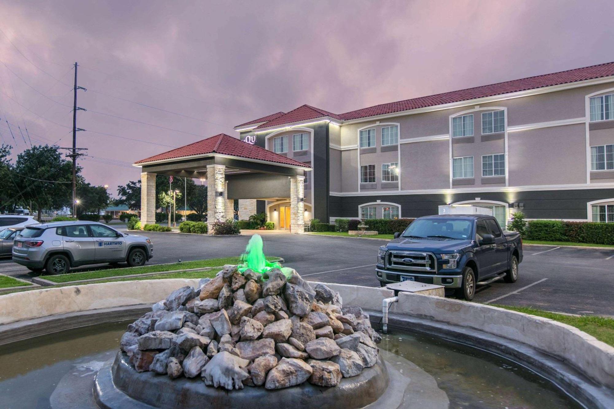 La Quinta By Wyndham Fredericksburg