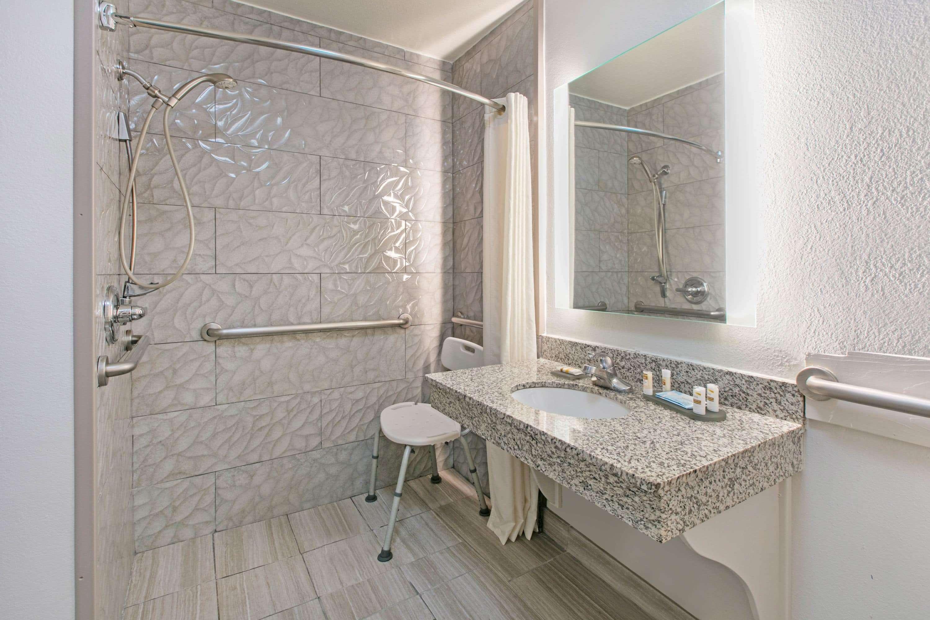 La Quinta By Wyndham Hotel
